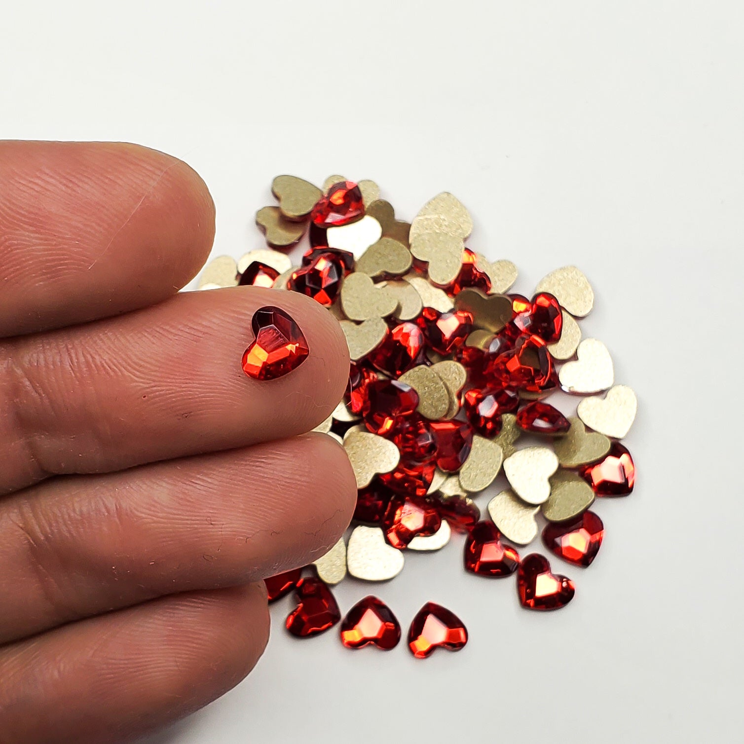 Heart Shape Siam 5mm - Flat back