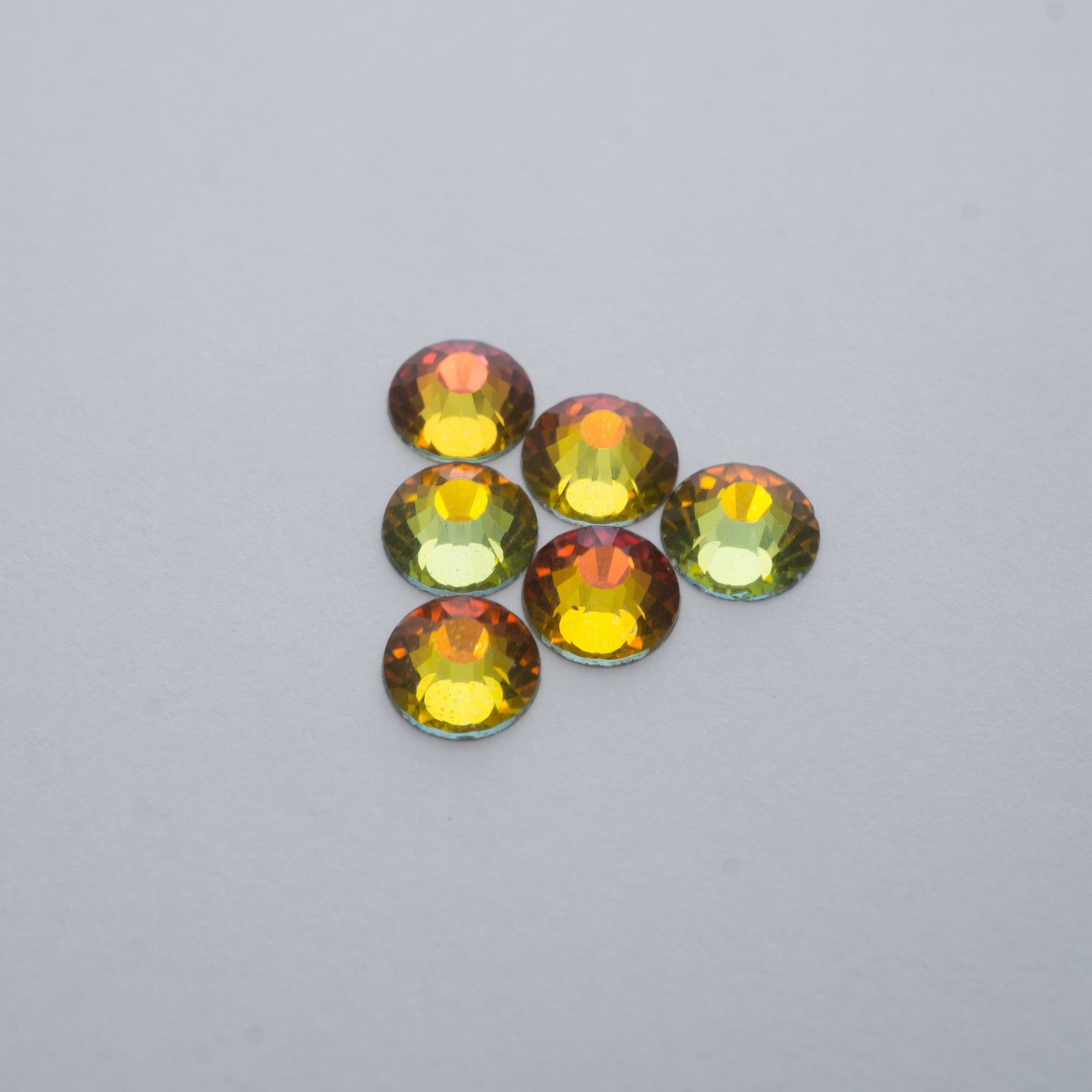 Red Flame Rhinestones - HQ glass flatback #059