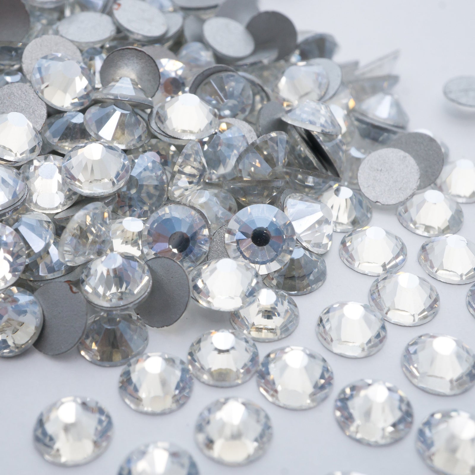Silver Shade Rhinestones - HQ glass flatback #062