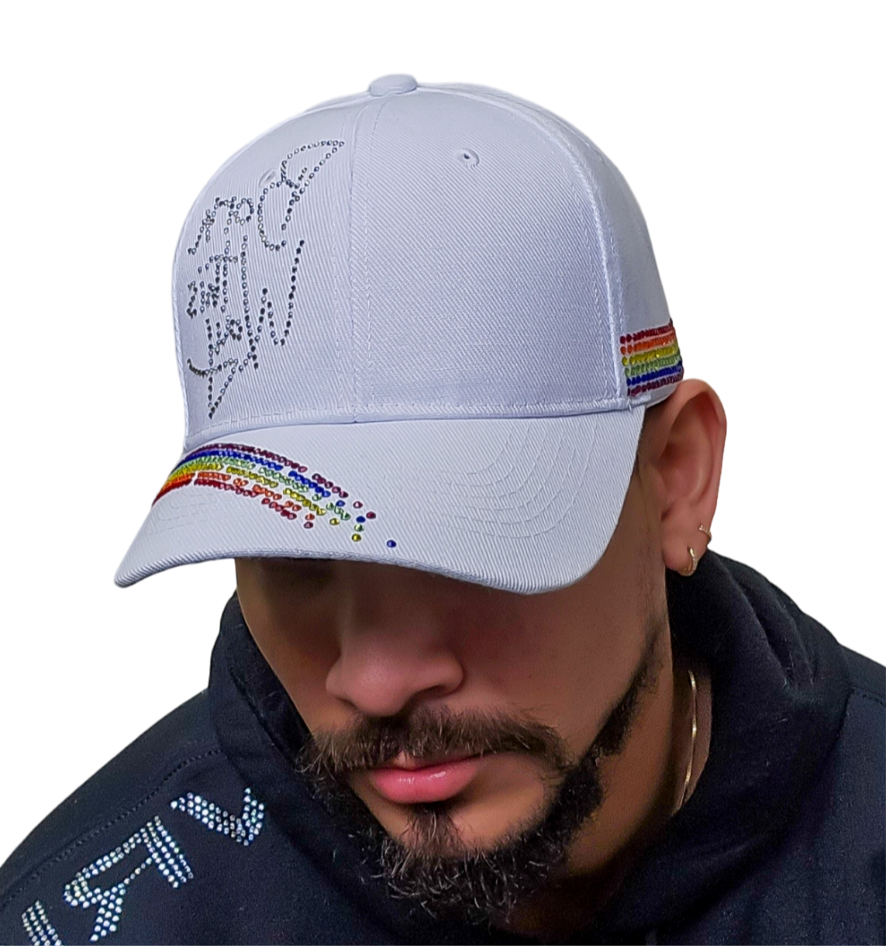 WHITE VCH CRYSTAL HAT