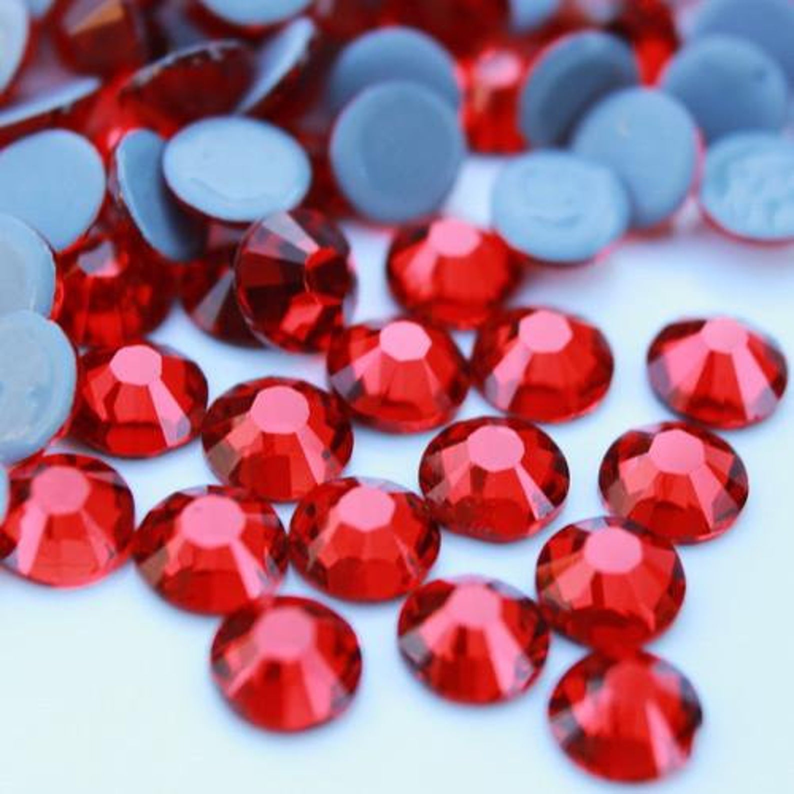 Lt. Siam HQ glass Rhinestones Hotfix #028