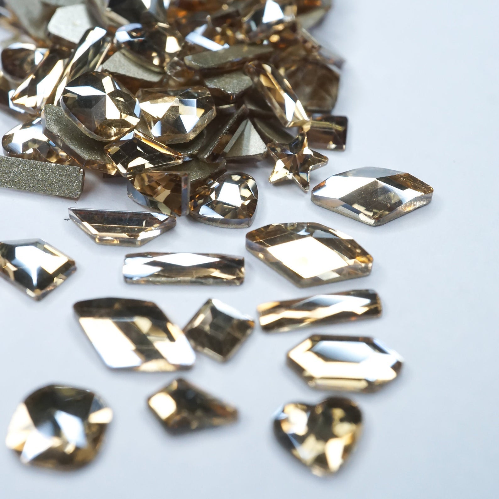 Champagne- 100 Mix shapes - Nail art- Rhinestones - GLASS- flat back
