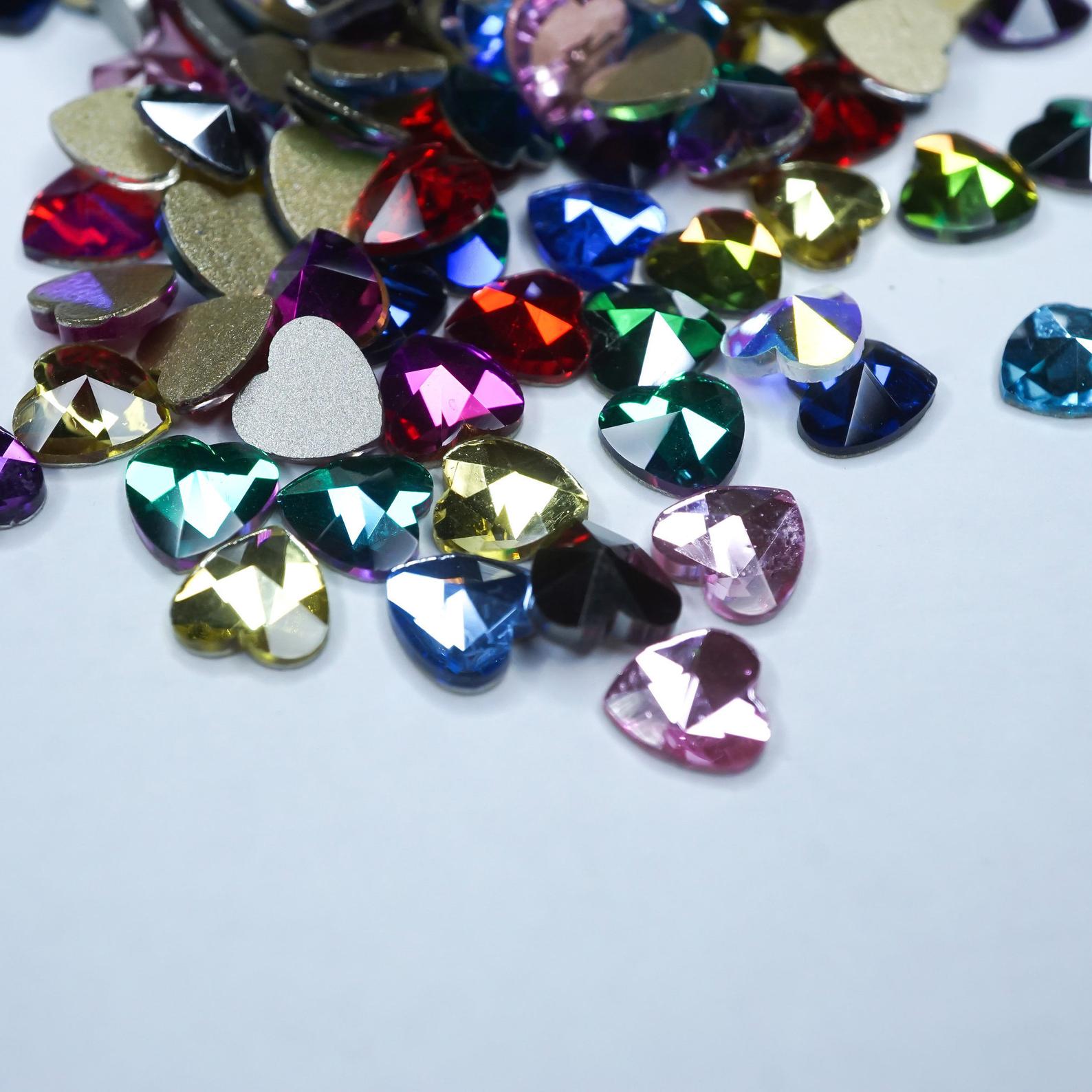 hearts- 100 Mix colors - Nail art- Rhinestones - GLASS- flat back