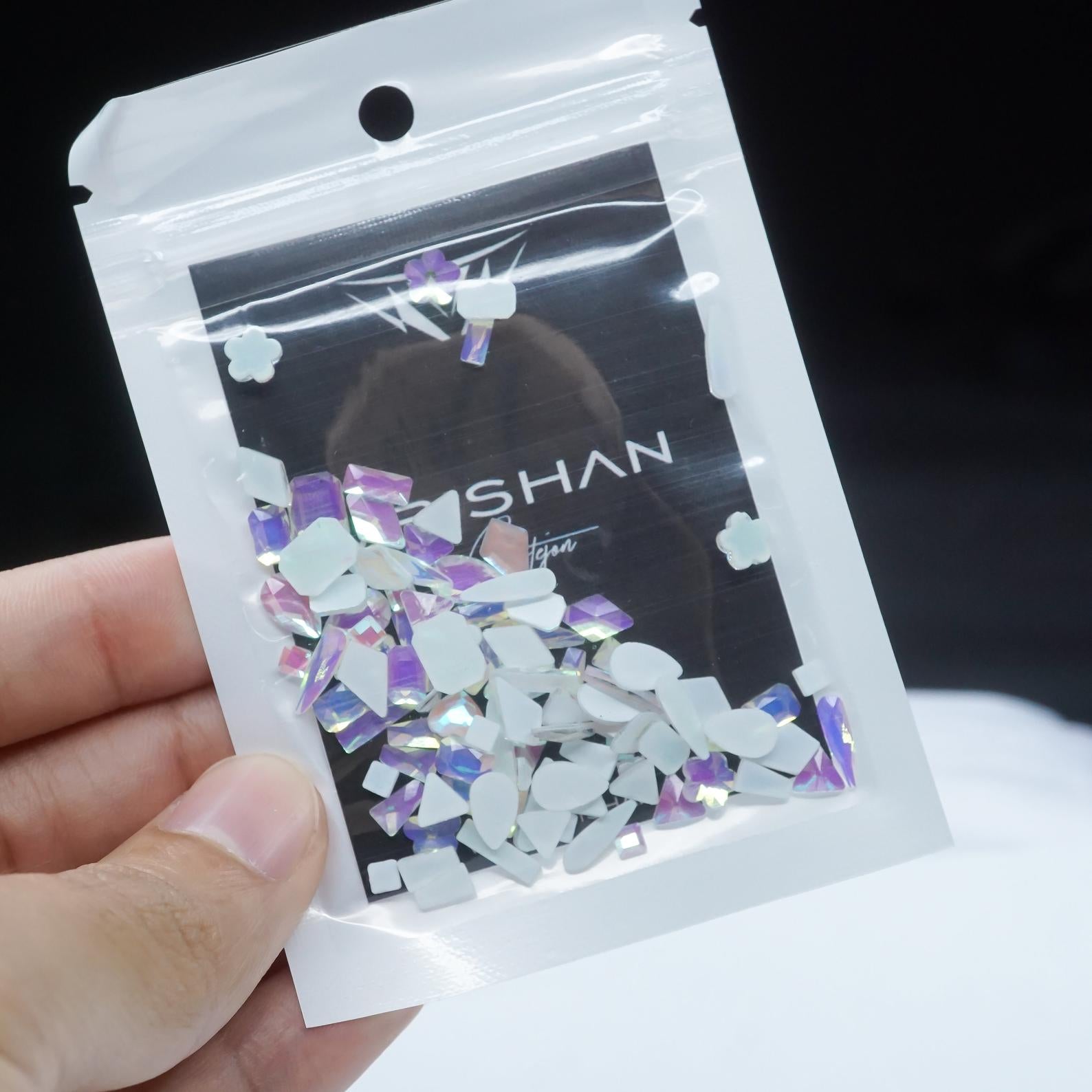 Transparente AB- 100 Mix shapes - Nail art- Rhinestones - GLASS- flat back