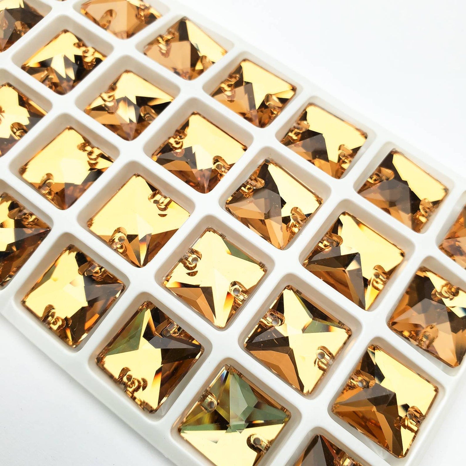 LT SKOKE TOPAZ - SQUARE High Quality Glass Sew-on Rhinestones