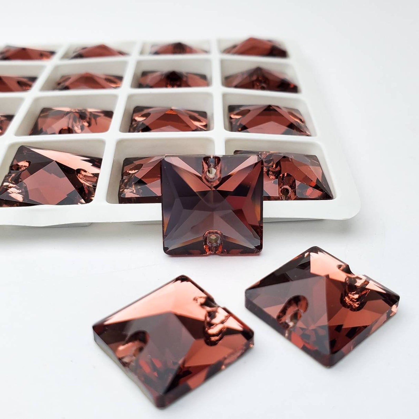 BURGUNDY - SQUARE High Quality Glass Sew-on Rhinestones
