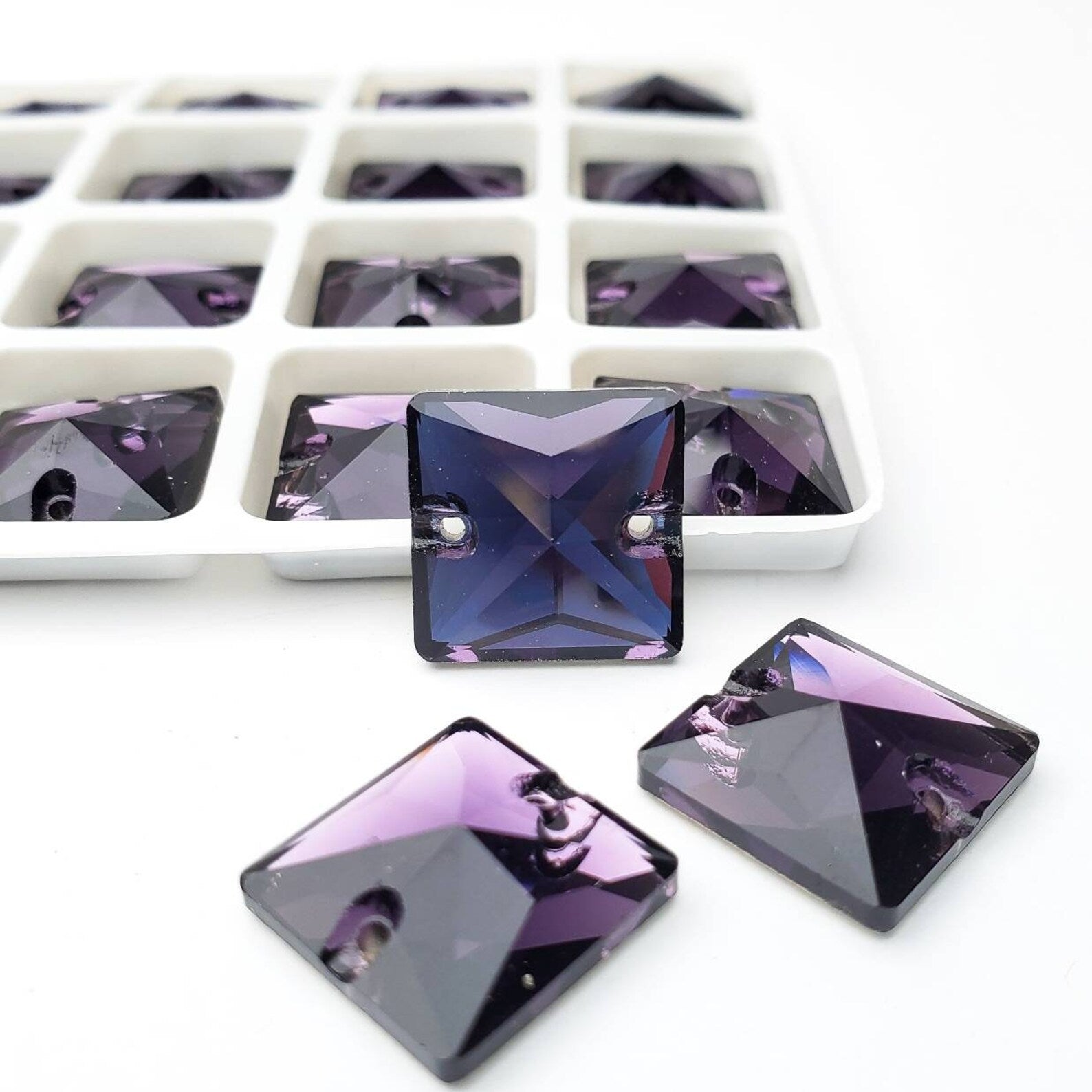 AMETHYST - SQUARE High Quality Glass Sew-on Rhinestones