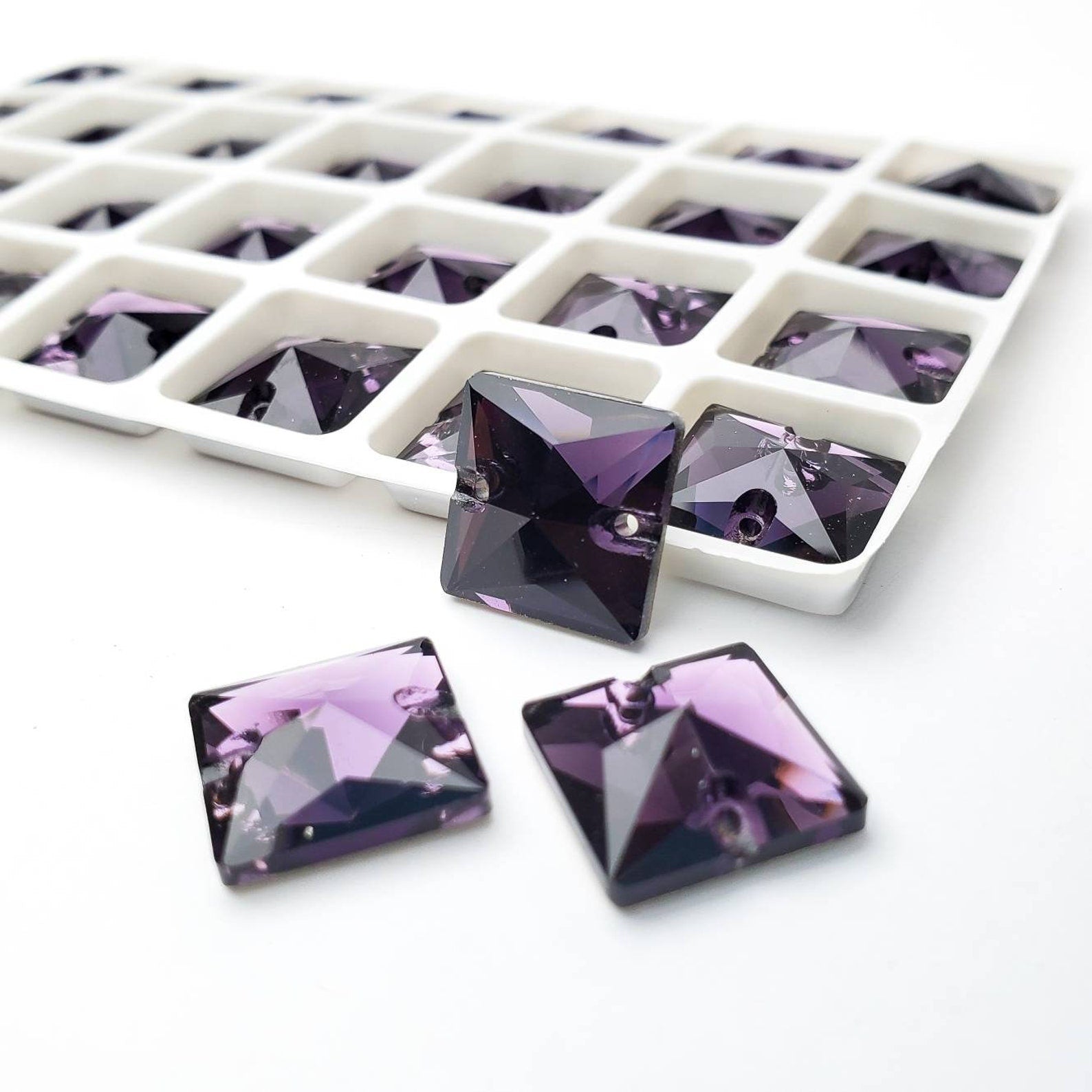 AMETHYST - SQUARE High Quality Glass Sew-on Rhinestones