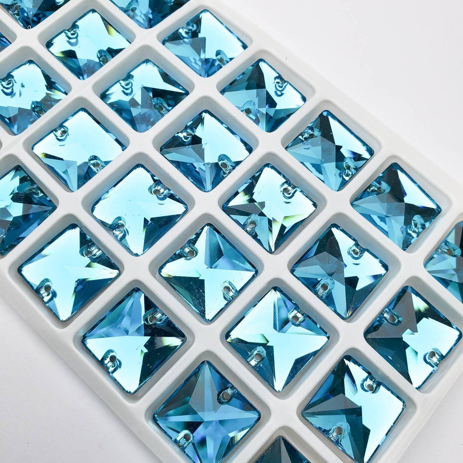 AQUAMARINE - SQUARE High Quality Glass Sew-on Rhinestones