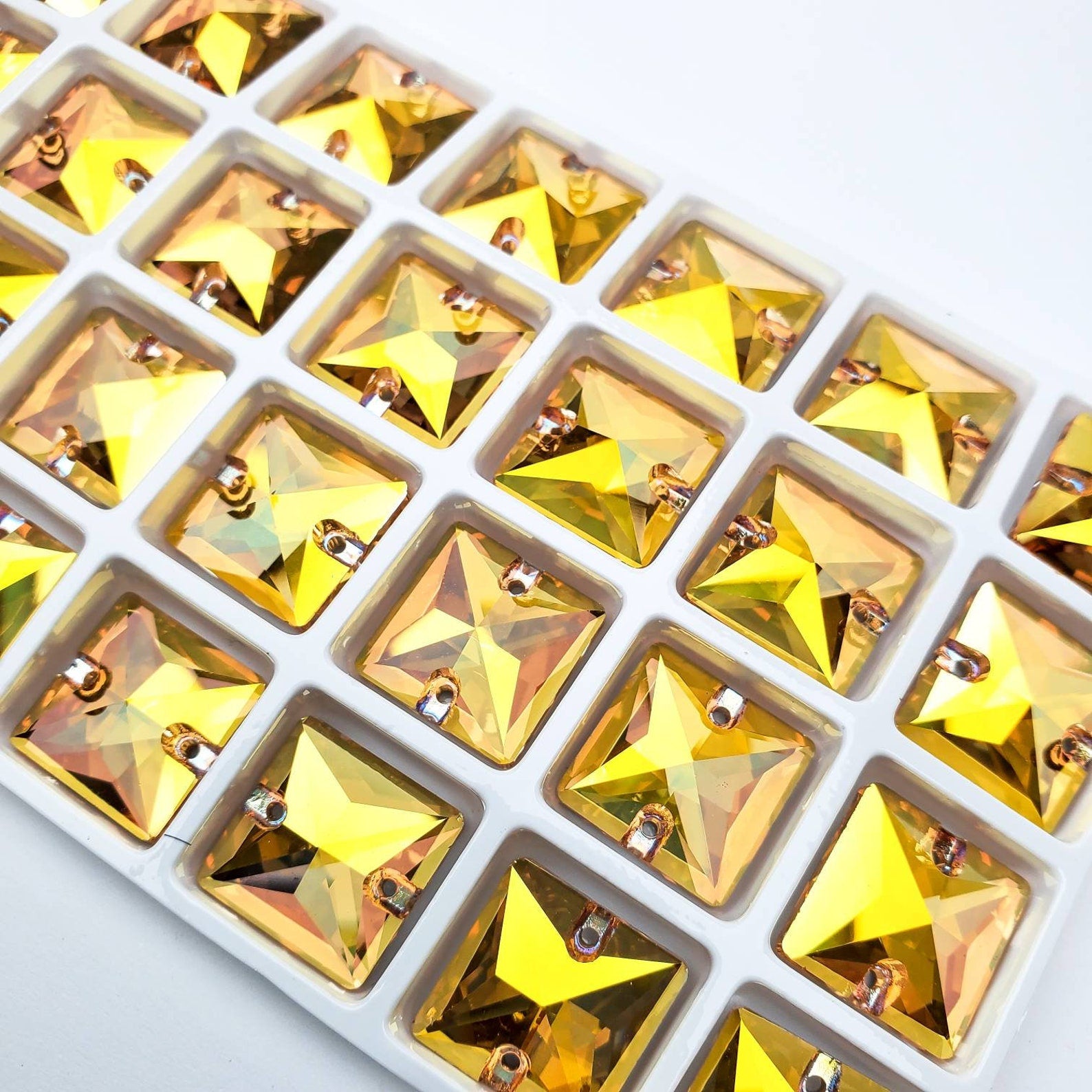 SUNSHINE - SQUARE High Quality Glass Sew-on Rhinestones
