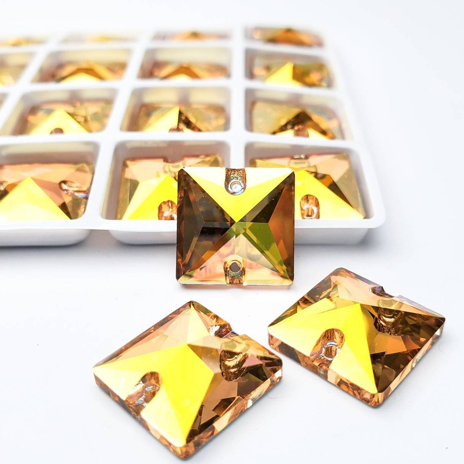 SUNSHINE - SQUARE High Quality Glass Sew-on Rhinestones