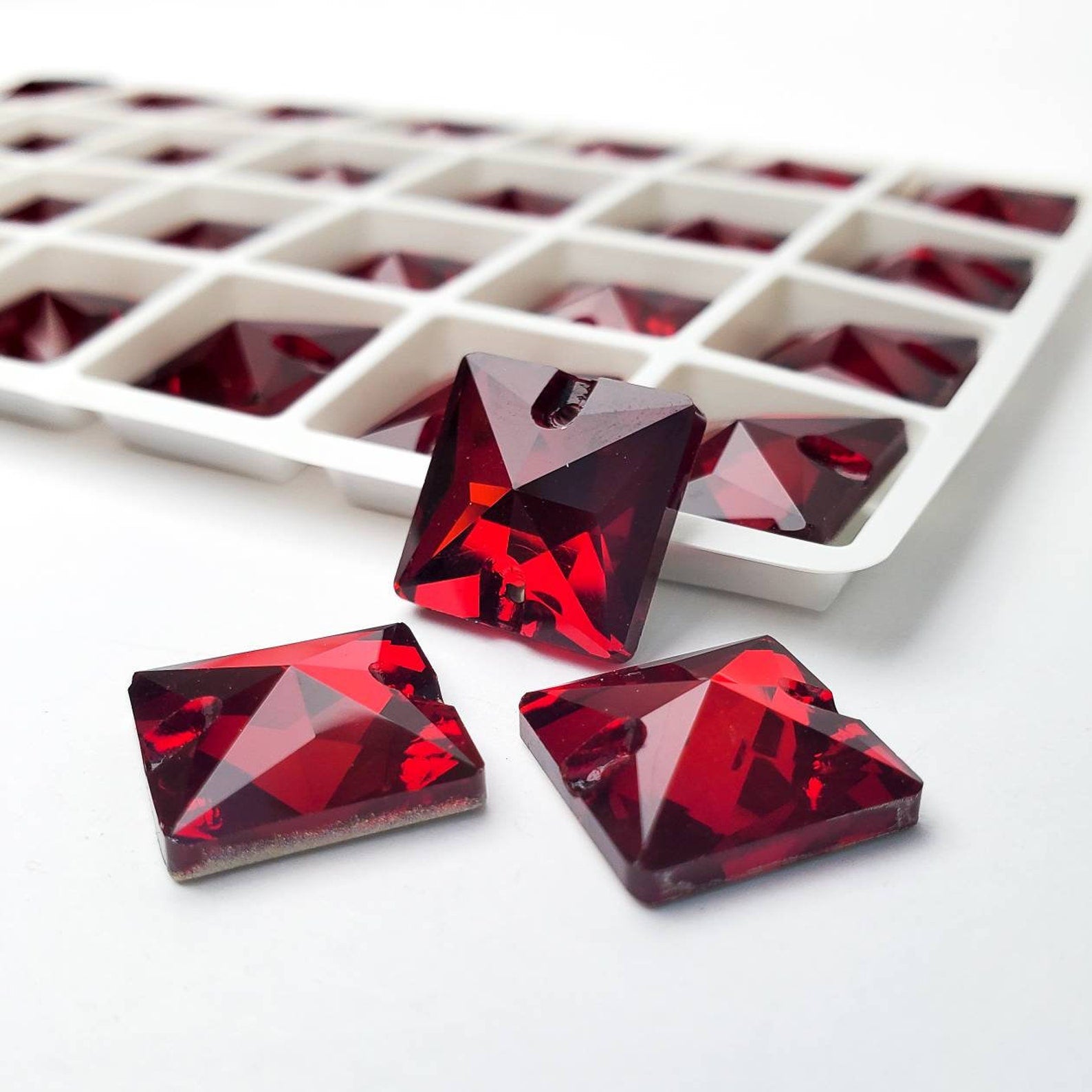 SIAM- SQUARE High Quality Glass Sew-on Rhinestones