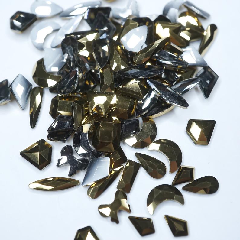 Aurum- 100 Mix shapes - Nail art- Rhinestones - GLASS- flat back