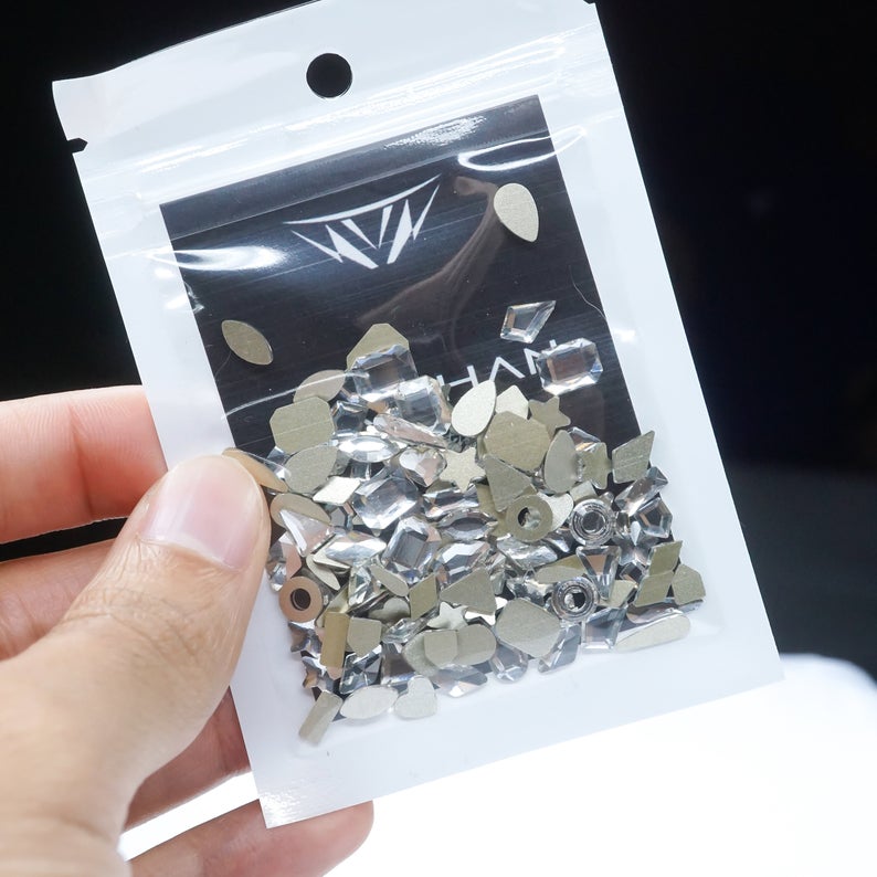 Crystal clear - 100 Mix shapes - Nail art- Rhinestones - GLASS- flat back