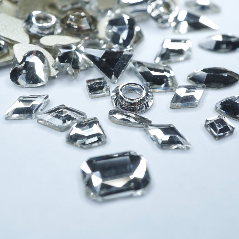 Crystal clear - 100 Mix shapes - Nail art- Rhinestones - GLASS- flat back