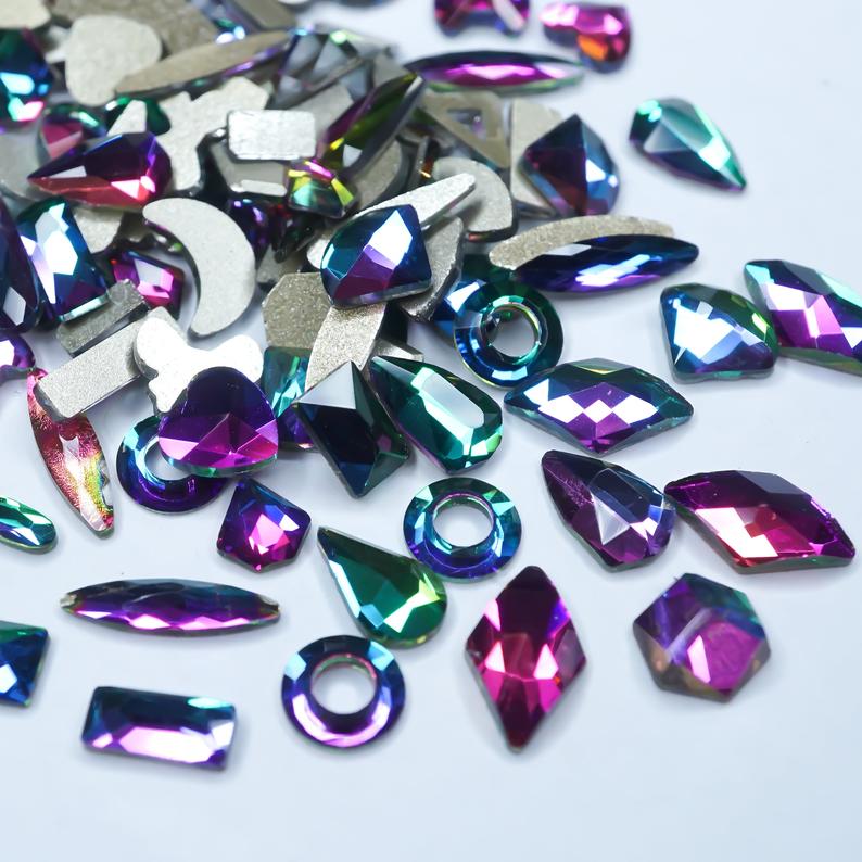 Green flare- 100 Mix shapes - Nail art- Rhinestones - GLASS- flat back